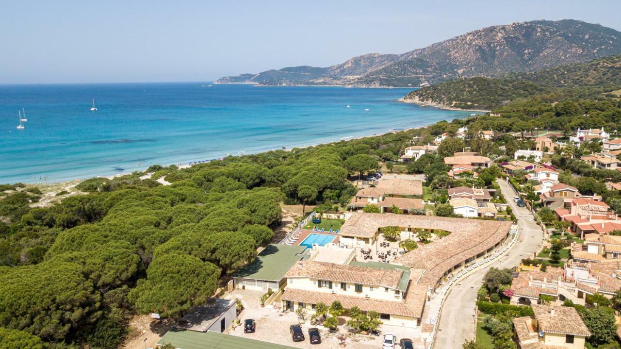 Hotel Fiore Di Maggio Villasimius Exterior foto